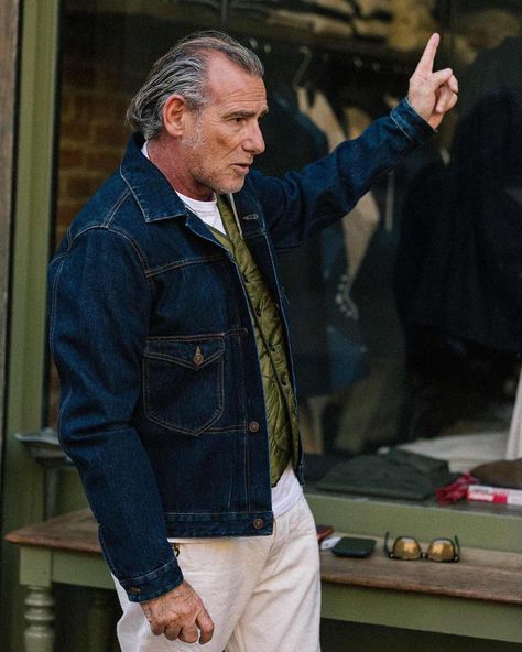 Blue Denim Jacket Outfit, Blue Denim Outfits, Denim Jacket Men Outfit, Alessandro Squarzi, Indigo Denim Jacket, Denim Outfit Men, Minimalist Fashion Men, Japanese Selvedge Denim, Denim Jacket Outfit