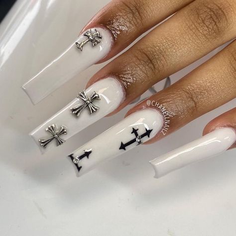 Milky White Nails With Cross, White French Tip Nails With Cross Charm, White Nails With Cross Charm, All White Nail Designs, Gothic Cross Nails, Off White Nails Acrylic, White Nails Cross, Black And White Nails Long, Y2k Nails Cross