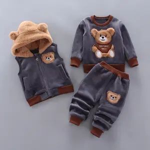 Baby Boy Winter Outfits, Winter Baby Boy, Kids Winter Outfits, Suit Clothing, Baby Mode, Baby Overall, Clothes Autumn, Unisex Clothes