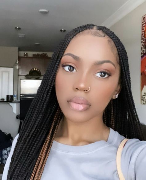 Braids With Brown In The Back, Black And Brown Braids For Black Women, Knotless Box Braids Brown And Black, Narcissa Braids, Knotless Box Braids Two Colors, Knotless Braids With Color In The Back, Box Braids Black And Brown, Black And Brown Knotless, Knotless Braids Brown And Black