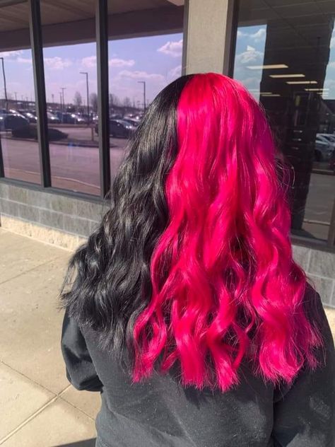 Black Pink Split Dye, Pink Black Split Dye, Split Dye Black And Pink, Red And Pink Split Dye, Split Dyed Hair Pink, Black And Pink Split Dye, Pink And Black Split Dye, Black Split Dye Hair, Spilt Dye Hair Ideas