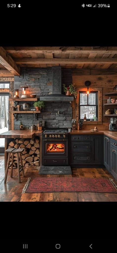 Rustic Kitchen Design, Cabin Interiors, Cabin Kitchens, Cozy Kitchen, Small Cabin, Cabin Homes, Dream House Decor, Rustic Kitchen, Dream Home Design