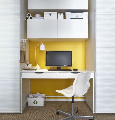 Create a functional, integrated workspace by placing your workstation in between your wardrobes. Ikea Home Office, Ikea 2015, Bureau Decor, Ikea Office, Ikea Catalog, Office Nook, Ikea Chair, Small Space Storage, Ikea Home