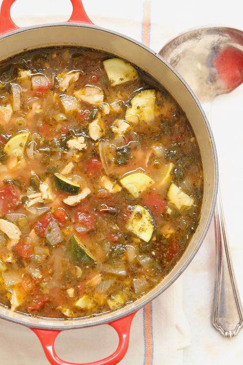 Italian Lentil Soup Recipe, Chicken Quinoa Soup, Mexican Tortilla Soup, Best Chicken Tortilla Soup, Best Lentil Soup Recipe, Healthy Chicken Tortilla Soup, Chicken Squash, Zucchini Yellow Squash, Chicken Tortilla Soup Recipe