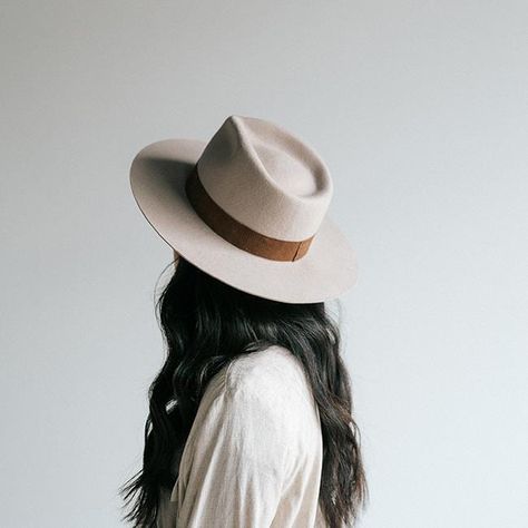 Women Fedora, Gigi Pip, Statement Hat, Womens Fedora, Halo Style, Wearing A Hat, Find Color, Boutique Design, Felt Hat