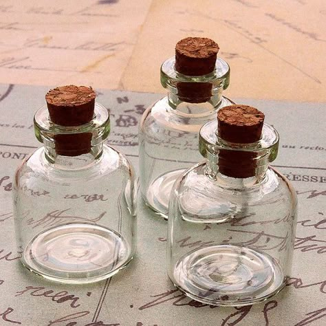 Clear Glass Tiny Bottle Vials Charms / Pendants Mini Terrarium, Mini Glass Bottles, Eye Hook, Vintage Bottles, Witch Decor, Cork Stoppers, Potion Bottle, Message In A Bottle, Bottle Sizes