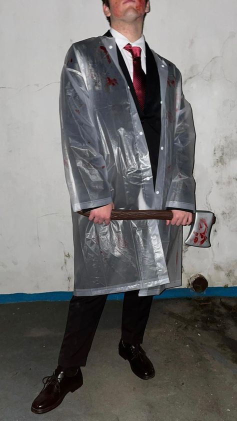 amerycan psycho blood axe outfit halloween costume ideas Aesthetic Male Halloween Costumes, Patrick Bateman Costume Guy, American Pshyco Costume Boy, Patrick Bateman Costume Men, American Pshyco Fantasia, Halloween Costumes 2023 Ideas, American Phyco Costumes, Men's Halloween Costume Ideas, Halloween Fit Ideas