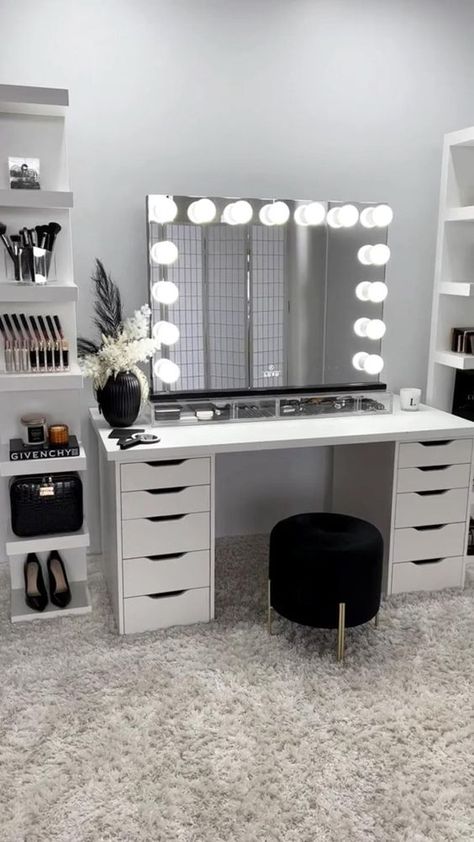 Beauty Room Vanity, White Room Decor, Luxury Room Bedroom, Hollywood Mirror, Beauty Room Decor, Room Redesign, Vanity Room, Glam Room, White Vanity