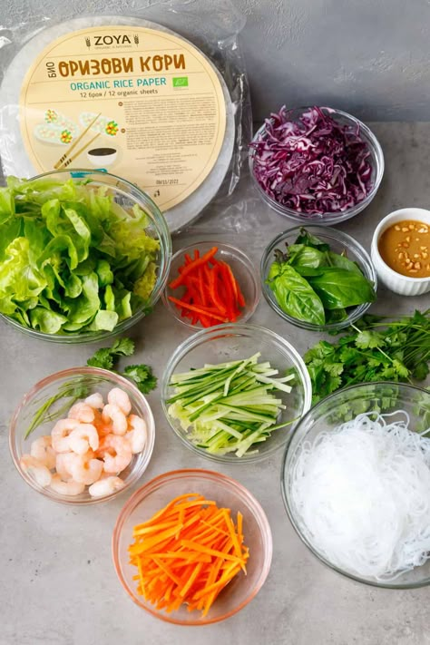 Fish Spring Rolls Recipe, Shrimp Rice Wrap Spring Rolls, Fresh Summer Rolls, Seafood Spring Rolls, Rice Paper Rolls Noodles, Summer Roll Recipe, Rice Paper Rolls Shrimp, Shrimp Spring Roll Recipe, Fresh Rice Paper Rolls