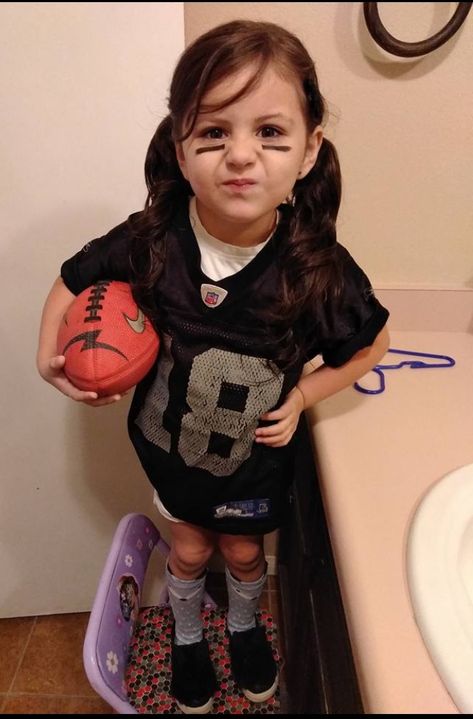 Spirit week at school #preschool spirit week ideas #sports #jersey Jersey Day At School, Nerdy Outfits For School Spirit Week, Preschool Spirit Week, Sports Day Spirit Week, Sports Day Dress Up Ideas, Jersey Day Spirit Week, Sports Day At School, Spirit Week Ideas, Diy Girls Costumes