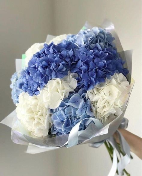 Blue Hydrangea Bouquet, Hydrangea Bouquet, Boquette Flowers, Flowers Bouquet Gift, Nothing But Flowers, Flower Therapy, Beautiful Bouquet Of Flowers, Blue Hydrangea, Little Flowers