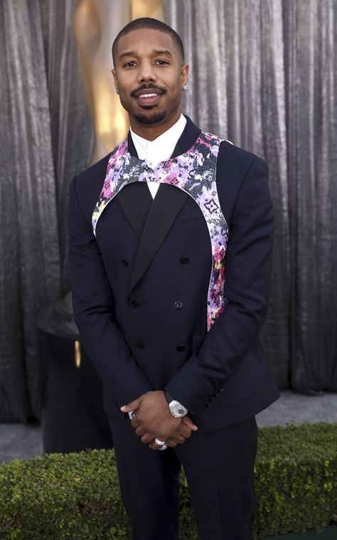 Baby Black Panther, Gay Club Outfit, Virgil Abloh Style, Michael Bakari Jordan, Afro Punk Fashion, Red Carpet Hair, Classy Suits, The Black Panther, Black Men Fashion Swag