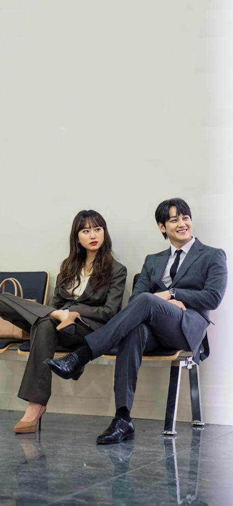 Kim Beom Law School, Solhwi Law School, Law School Aesthetic Kdrama, Kim Beom Wallpaper, Law School Drama, Law School Kdrama Wallpaper, Law School Wallpaper, Kdrama Law School, Kim Bum Wallpaper