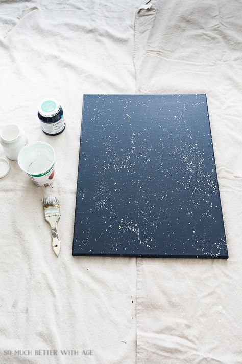 How To Splatter Paint To Make Stars, Galaxy Splatter Painting, Spatter Painting Diy, Diy Splatter Paint Canvas, How To Splatter Paint Canvas, Diy Galaxy Wall, Diy Galaxy Painting, Space Wall Painting, Splatter Paint Canvas