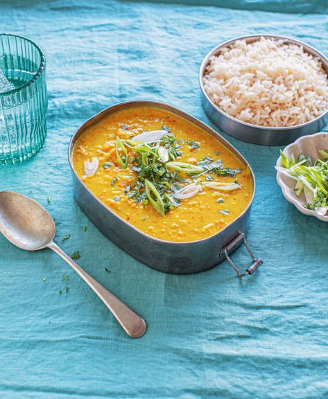 Slow Cooker Red Lentil Dhal Lentil Dhal Recipe, Lentil Dahl Recipe, Red Lentil Dahl Recipe, Red Lentil Dahl, Lentil Dhal, Vegan Dinner Party, Dahl Recipe, Chicken Lentil, Dhal Recipe