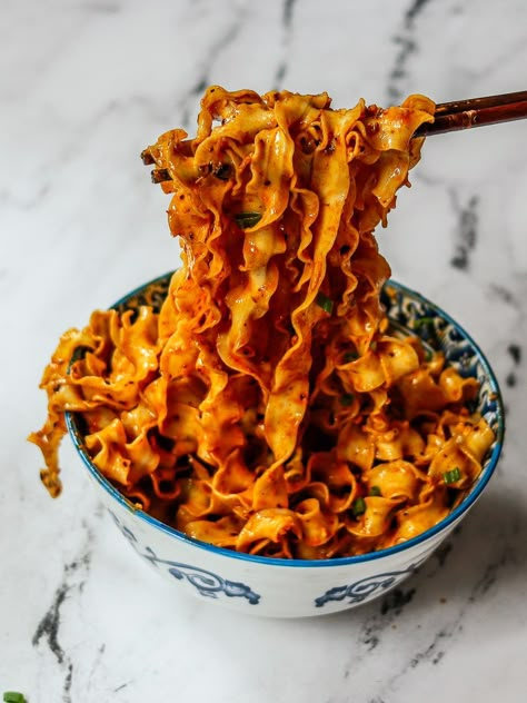 4 Minute Spicy Peanut Noodles with Chili Oil & Fried Garlic | Indulgent Eats - Dining, Recipes & Travel Spicy Butter Garlic Noodles, Peanut Garlic Noodles, Peanut Butter Garlic Noodles, Chili Oil Peanut Noodles, Fried Chili Oil Recipes, Chili Crisp Peanut Noodles, Peanut Butter Chili Oil Noodles, Peanut Oil Recipes, Peanut Chili Noodles