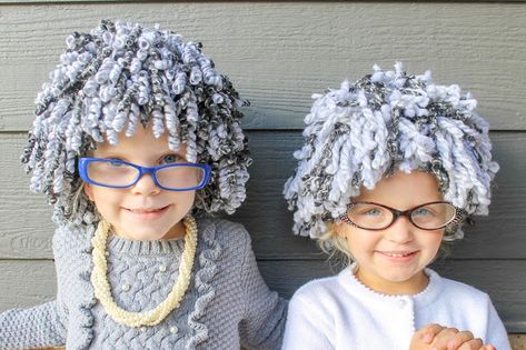 How To Make a Curly Yarn Wig | Miss Kopy Kat Dreadlocks Diy, Granny Wig, Baby Boots Pattern, Hairstyles Elegant, Yarn Wig, Diy Rag Dolls, Hair Evolution, Crochet Hood, Crochet Wig