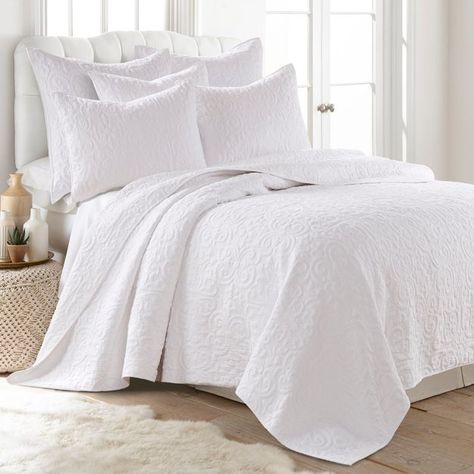 Sherbourne Quilt - Birch Hill By Levtex Home : Target Queen Size Quilt, Medallion Pattern, King Pillows, Quilted Sham, Twin Quilt, Quilt Stitching, White Quilt, King Quilt, Reversible Quilt