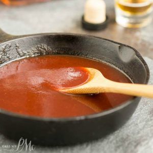 Bourbon Whiskey BBQ Sauce Strawberry Bbq Sauce, Whiskey Bbq Sauce, Whiskey Sauce, Carolina Bbq Sauce, Bbq Roast, Homemade Bbq Sauce Recipe, Bourbon Sauce, Barbecue Sauce Recipes, Homemade Barbecue Sauce