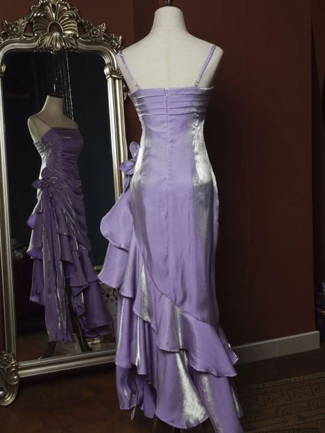 Purple Dress Blonde Hair, Ethereal Prom Dress Vintage, Fancy Dresses Purple, Rapunzel Themed Prom Dress, Purple Vintage Prom Dress, Handmade Prom Dress, Tangled Prom Dress, Fairy Aesthetic Dress, Purple Formal Outfit