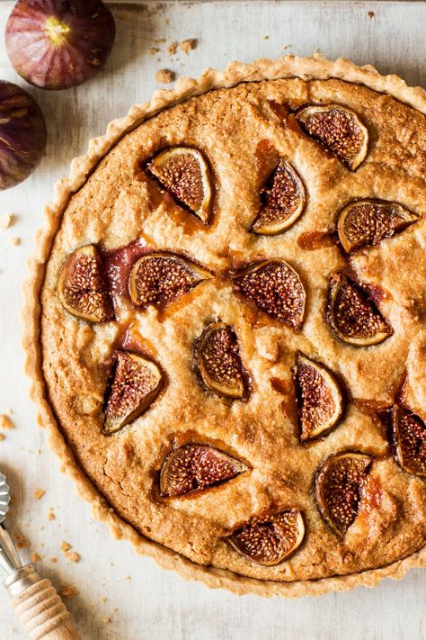 vegan fig frangipane tart Vegan Tart, Fig Dessert, Fig Tart, Lazy Cat Kitchen, Frangipane Tart, Gluten Free Pastry, Cat Kitchen, Fig Recipes, Shortcrust Pastry