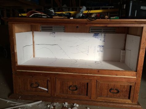 Diy Reptile Enclosure Furniture, Diy Bearded Dragon Enclosure, Bearded Dragon Terrarium Ideas, Snake Cages, Bearded Dragon Diy, Diy Reptile, Bearded Dragon Terrarium, Bearded Dragon Enclosure, Bearded Dragon Cage