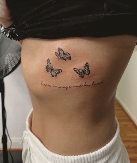 Sneakers Instagram, Butterfly Tattoos On Arm, Rib Tattoos For Women, Butterfly Tattoos For Women, Tattoos For Women Flowers, Dope Tattoos For Women, Cute Tattoos For Women, Classy Tattoos, Discreet Tattoos