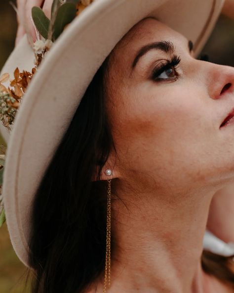 Today was the first fall day I've actually gotten that special fall feeling 🍂🍁 It made me think of this amazing shoot we did a couple falls back. .  I made these earrings special for the shoot, and now I'm wondering why I forgot about them 🙈 ?! What do you think, should these earrings get a permanent spot on the website? Western Jewelry Photoshoot, Fall Feeling, Jewelry Photoshoot, Fall Day, Fall Back, Fall Feels, Western Jewelry, I Forgot, Autumn Day