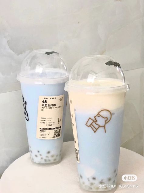 Blue Boba, Bubble Tea Boba, Boba Drink, Blue Drinks, Pretty Drinks, Aesthetic Coffee, Boba Tea, Coffee Cafe, Food Obsession