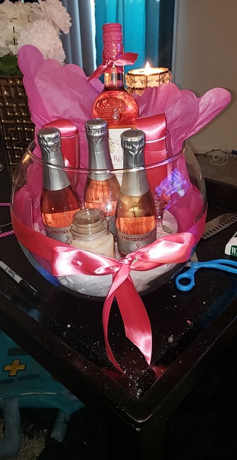 Birthday Wine Basket, Wine Gift Basket Ideas, Liquor Baskets, Diy Mother's Day Gift Basket, Stella Rosa Wine, Alcohol Gift Baskets, Liquor Gift Baskets, Mothers Day Gift Basket, Wine Gift Basket