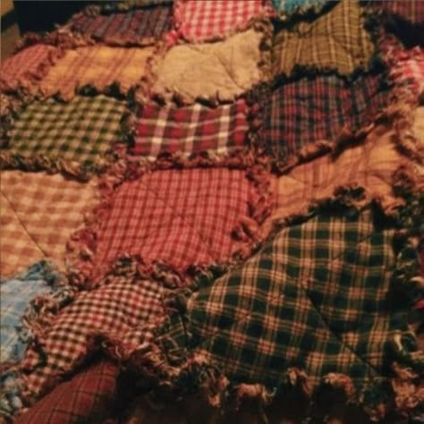 Weasley Aesthetic, Patchwork Throw, Gilmore Girl, Quilt Patchwork, Ginny Weasley, Season Of The Witch, Ron Weasley, Rag Quilt, Best Seasons