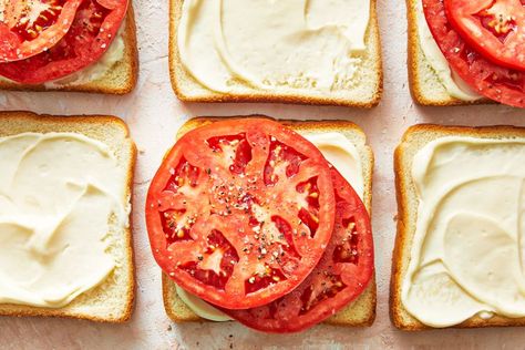 Why Your Soft Bread Might Be Ruining Your Tomato Sandwich Tomato Sandwiches, Mayo Sandwich, Breakfast Party Foods, Easy Dinner Casseroles, Crispy Cheese, Breakfast Party, Tomato Sandwich, Quick Easy Dinner, Best Sandwich