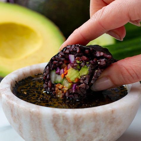 Vegan Black Rice Sushi Rolls Recipe by Tasty Black Rice Sushi Rolls, Black Rice Sushi, Rice Sushi Rolls, Avocado Sushi Roll, Fruit Spring Rolls, Sushi Rolls Recipe, Philadelphia Roll, Avocado Sushi, Rice Avocado