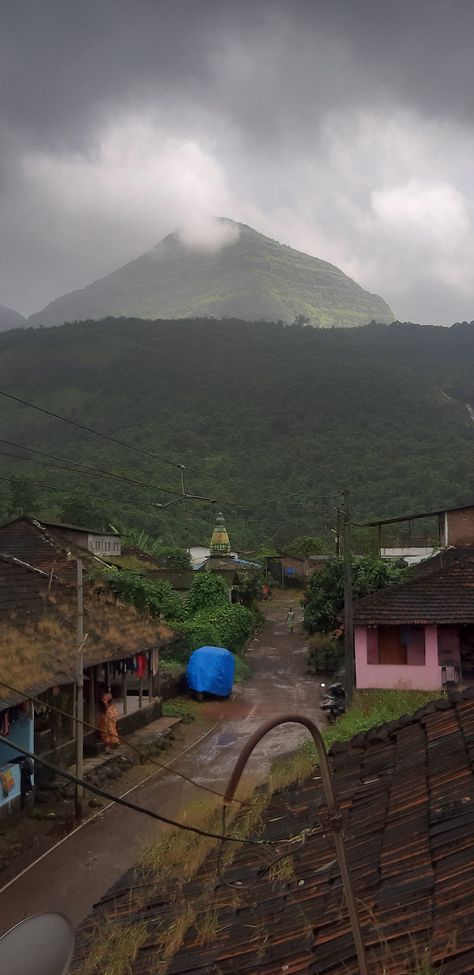 Mountains In Rainy Season, Rainy Season Wallpaper, Rain In India, Rainy Season Scenery, Rainy Village, Write On Pictures, Muggy Weather, Rain Season, View Mountain