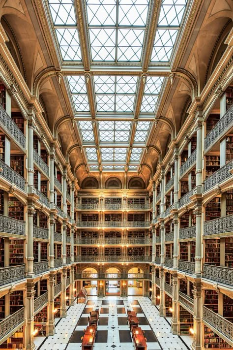 The George Peabody Library Skylight | Traditional Building Library Skylight, Library Ballroom, Famous Libraries, Cave Library, Glass Library, George Peabody Library, Grand Library, Peabody Library, Library Building