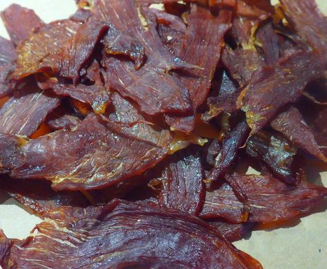 Porky (Pork Jerky) Pork Jerky Recipe Dehydrator, Pork Jerky Recipe, Smoker Jerky Recipes, Jerkey Recipes, Smoked Beef Jerky, Green Drink Recipes, Pork Jerky, Jerky Recipe, Beef Jerky Recipes