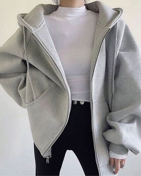 Korean Outfit Street Styles, Womens Sweatshirts Hoods, Harajuku Streetwear, Easy Trendy Outfits, Hoodie Outfit, Modest Fashion Outfits, Streetwear Women, Casual Style Outfits, Hoodie Top