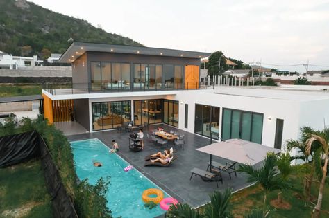 Newly Spacious Pool Villa 5BR - VVH35.4 (15 pax) - Villas for Rent in Tambon Hua Hin, Chang Wat Prachuap Khiri Khan, Thailand - Airbnb Thailand Airbnb, Ko Samui, Luxury Beach House, Pool Villa, Villa Rental, Destin Beach, Private Villas, Pattaya, Travel Agent