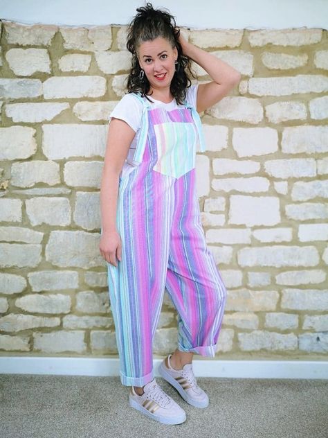 DIY Dungaree Overalls Tutorial - No Pattern! | Stitch Sisters Diy Jumpsuit Pattern How To Make, Diy Dungarees Free Pattern, Easy Overalls Pattern, Diy Jumpsuit Pattern Free, Free Overall Sewing Pattern, Overall Pattern Free, Sew Overalls, Diy Dungarees, Diy Jumpsuit Pattern