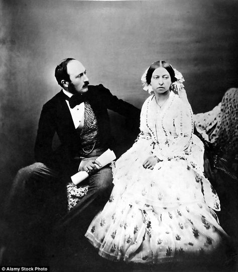 Victoria and Albert in 1854 Queen Victoria And Prince Albert, Prins Albert, Victoria Reign, Queen Victoria Family, Queen Victoria Prince Albert, Victoria Prince, Royal Collection Trust, John Brown, Elisabeth Ii