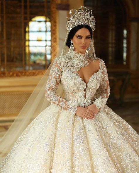 Wedding Gowns Plus Size, Bridal Ball Gowns, Gowns Princess, Couture Dior, Extravagant Wedding Dresses, Gowns Plus Size, Fairytale Gown, Muslim Style, Ball Gowns Princess