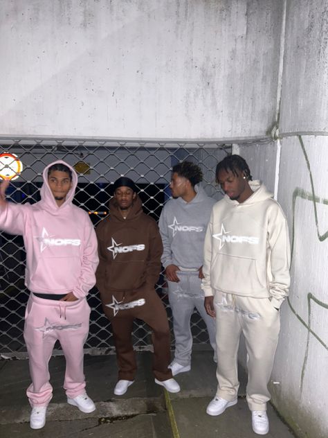 Men Tracksuit Outfit, Trapstar Tracksuit, School Uniform Outfits, Track Suits, Drip Outfit Men, Tracksuit Outfit, Trendy Boy Outfits, Men Tracksuit, Swag Outfits Men