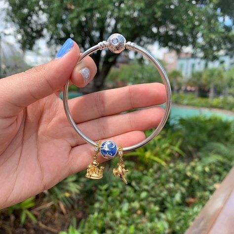 PANDORA at Disney Springs on Instagram: “Fill your would with wonder with our new Aladdin Collection! Come visit us @ Pandora Disney Springs! #jasmine #aladdin #disney #pandora…” Aladdin Pandora, Disney Pandora, Aladdin Disney, Pandora Inspiration, Jasmine Aladdin, Pandora Collection, African Cichlids, Pandora Disney, Disney Aladdin