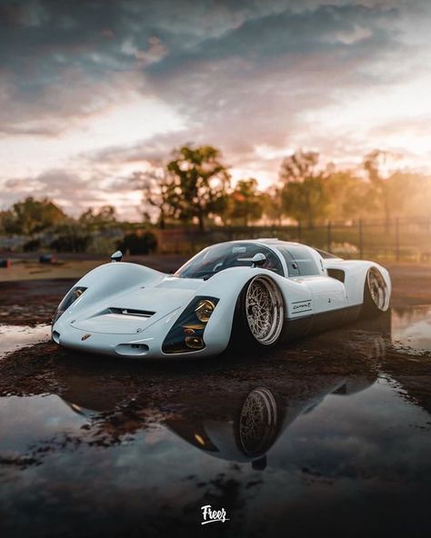 Porsche 906, Porsche 904, Stance Cars, Custom Bobber, Classic Sports Cars, Porsche Cars, Car Culture, Peugeot 205, Peugeot 206