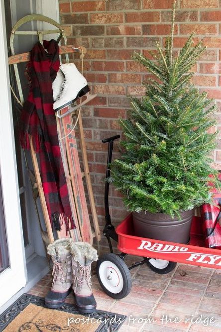 front porch christmas decor ideas, christmas decorations, porches, seasonal holiday decor Best Outdoor Christmas Decorations, Buffalo Check Christmas Decor, Pretty Christmas Decorations, Winter Decorations Diy, Front Porch Christmas, Christmas Yard Decorations, Radio Flyer, Christmas Front Porch, Unique Christmas Decorations