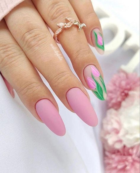 Tulip Nails, Fun Nail Colors, Light Pink Nails, Nail Color Trends, Short Gel Nails, Manicure Inspiration, Spring Nail Designs, Cute Spring Nails, Flower Nail Designs