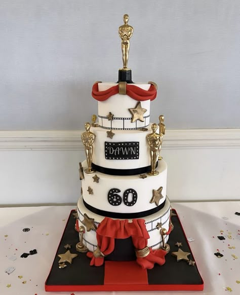 Old Hollywood Cake, Hollywood Cake, Birthday Money Gifts, Hollywood Birthday, Sweet Sixteen Birthday Party Ideas, Hollywood Party Theme, Hollywood Theme, Birthday Money, Cake Inspo