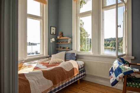 Swedish Bedroom, Swedish Summer House, Swedish Blue, Cozy Beds, My Scandinavian Home, Dreamy Bed, Bedroom Sitting Room, Swedish Summer, Sitting Rooms