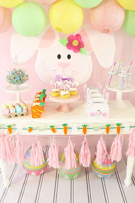 Bunny Themed Birthday Party, Easter Party Table, Unicorn Baby Shower Theme, Bunny Baby Shower Theme, Easter Birthday Party, Easter Baby Shower, Bunny Birthday Party, Bunny Baby Shower, Bunny Party