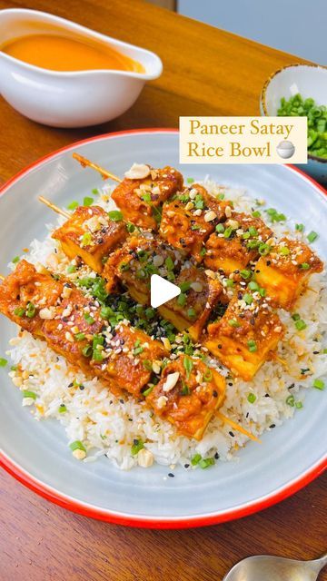 Paneer Satay Recipe, Satay Bowl, Lunch Box Rice, Red Chilli Sauce, Satay Recipe, Chilli Oil, Black Sesame Seeds, Paneer Recipes, Spring Onions